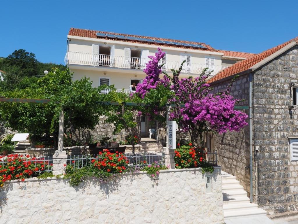 Apartments & Room Eva Slano Exterior foto