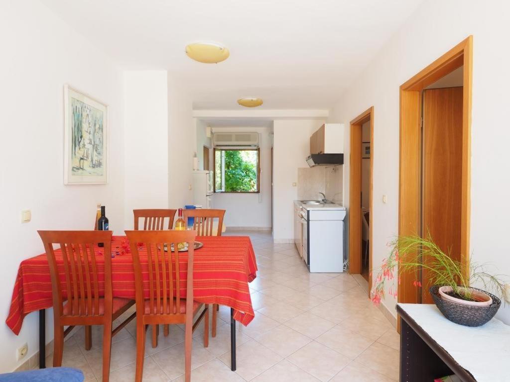 Apartments & Room Eva Slano Exterior foto